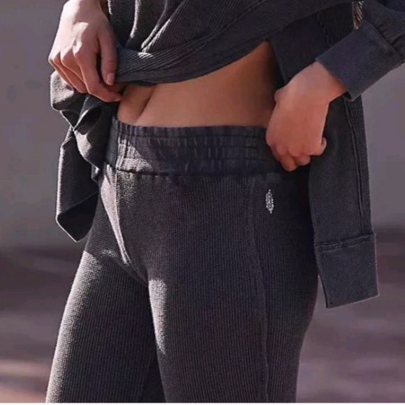 Free People Movement On the Go gray waffle thermal flare pants - Picture 3 of 13
